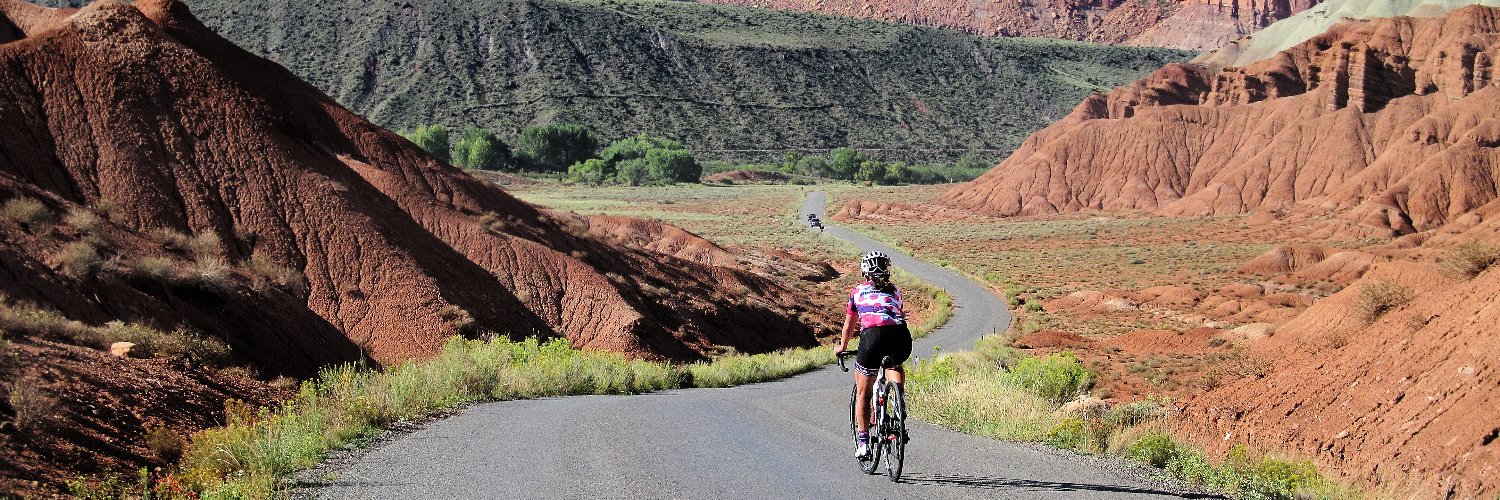 Planet Ultra HOODOO 500 banner