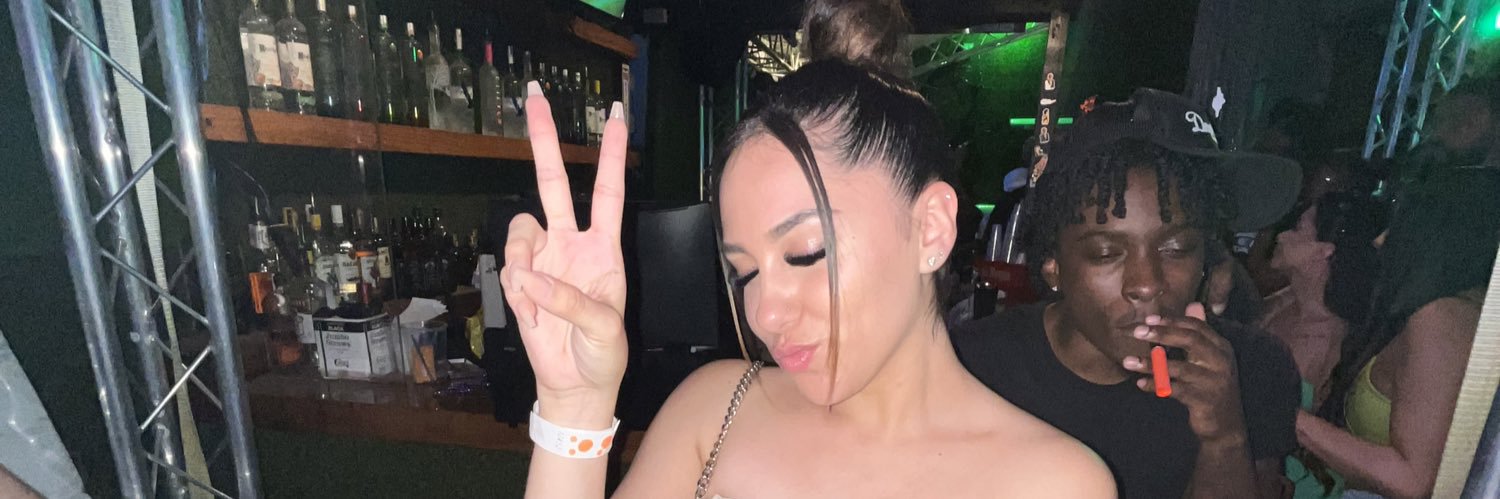 Yungchicomimi's profile banner image