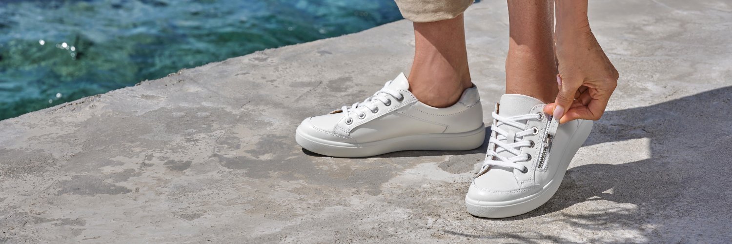 hottershoes's profile banner image