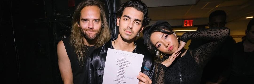 Ria_DNCE's profile banner image