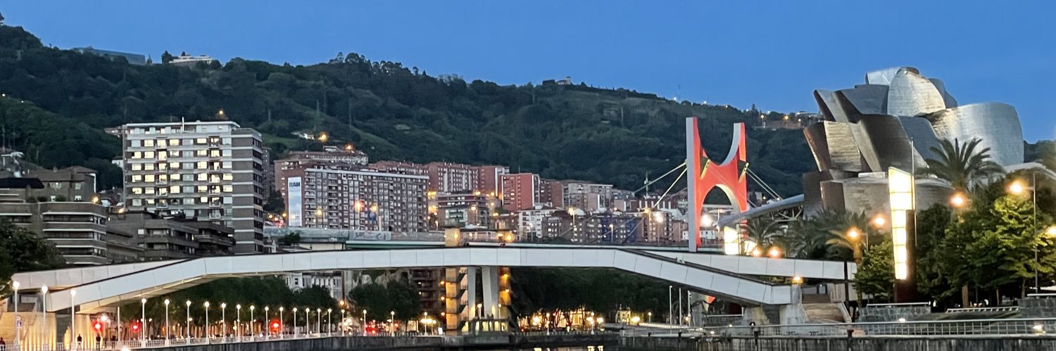 Ana Santos 💡👩🏻‍💻 banner