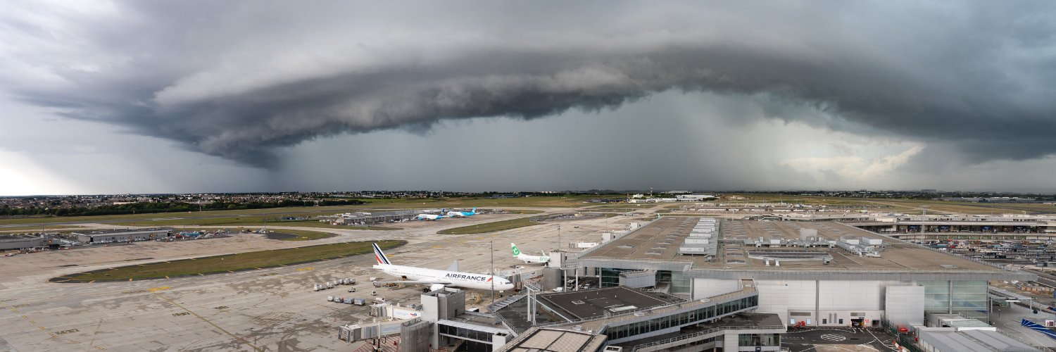 Valentin Yvon banner