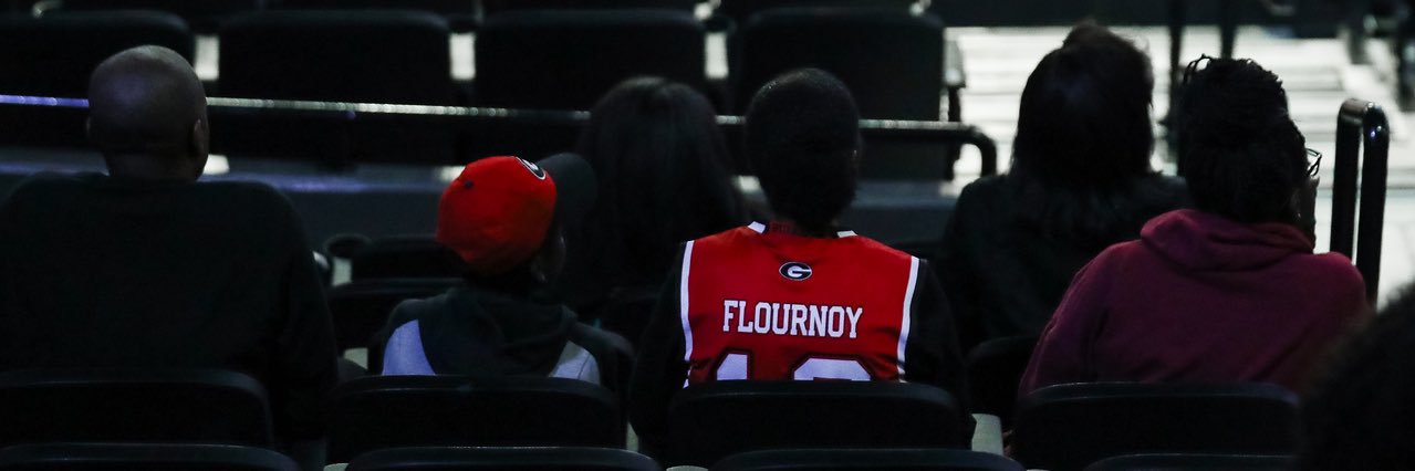 De'Mauri Flournoy banner
