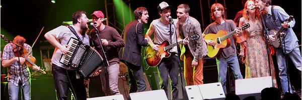 96.7 The Vine banner