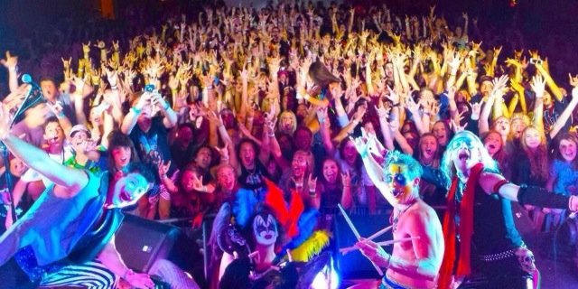 anniehill17's profile banner image