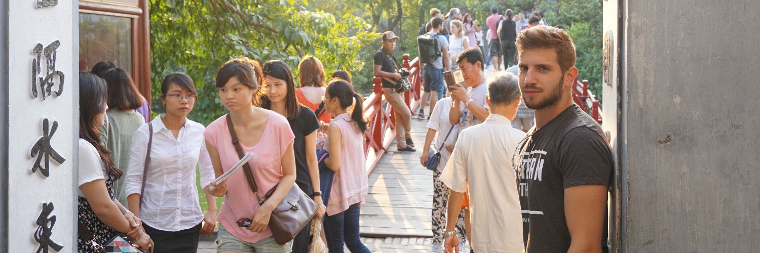 Iván • 🍉 • 🏳️‍🌈 banner