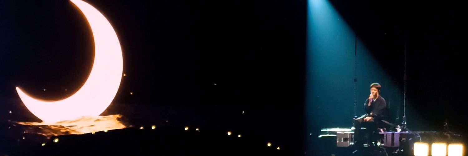 dyonghilarious's profile banner image