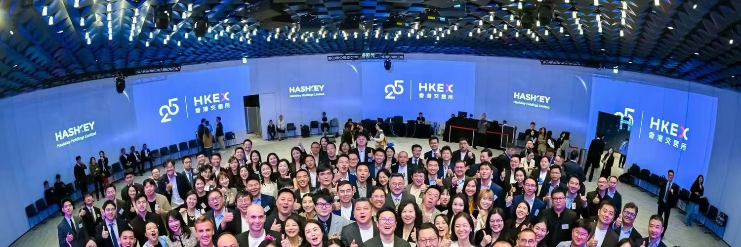 Golden Zhang 戈尔登 banner