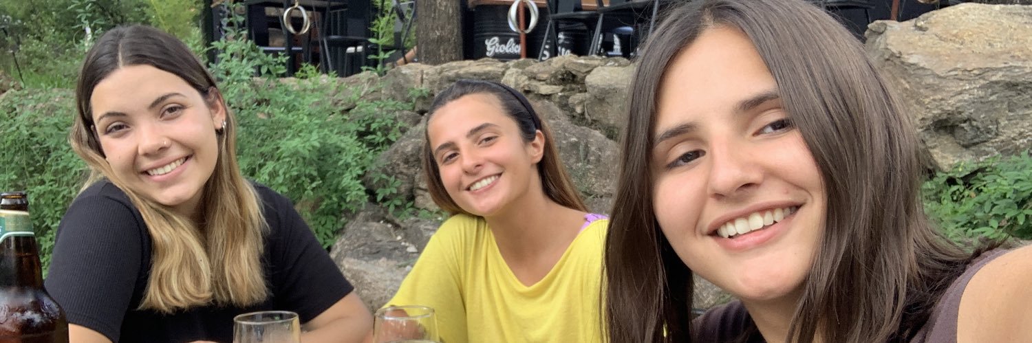pauojea's profile banner image