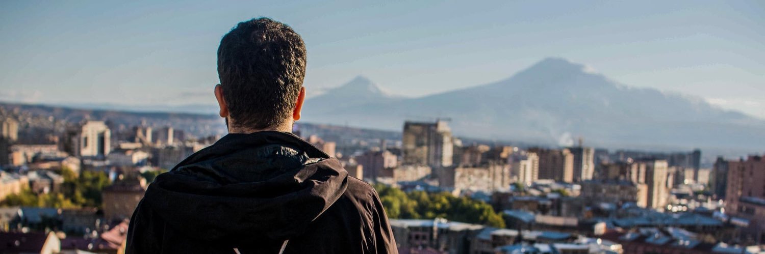 davmnkn's profile banner image