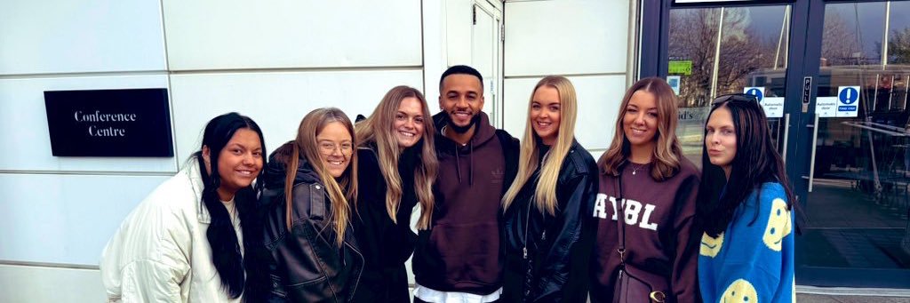 Nic💙 banner