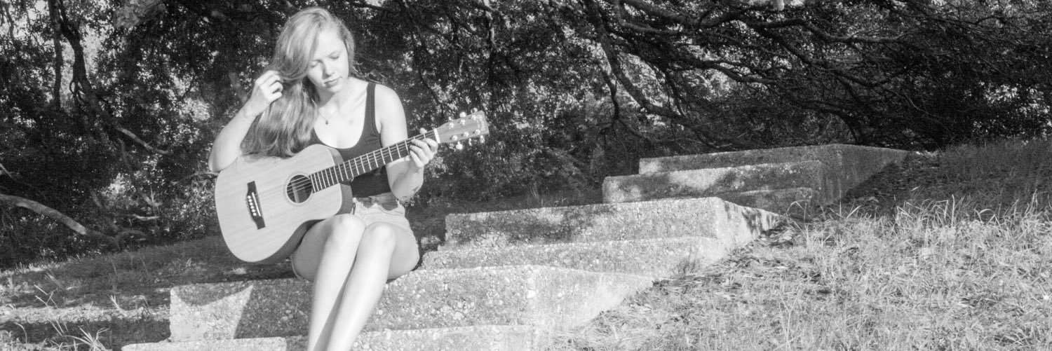 Chelsea_Stepp's profile banner image