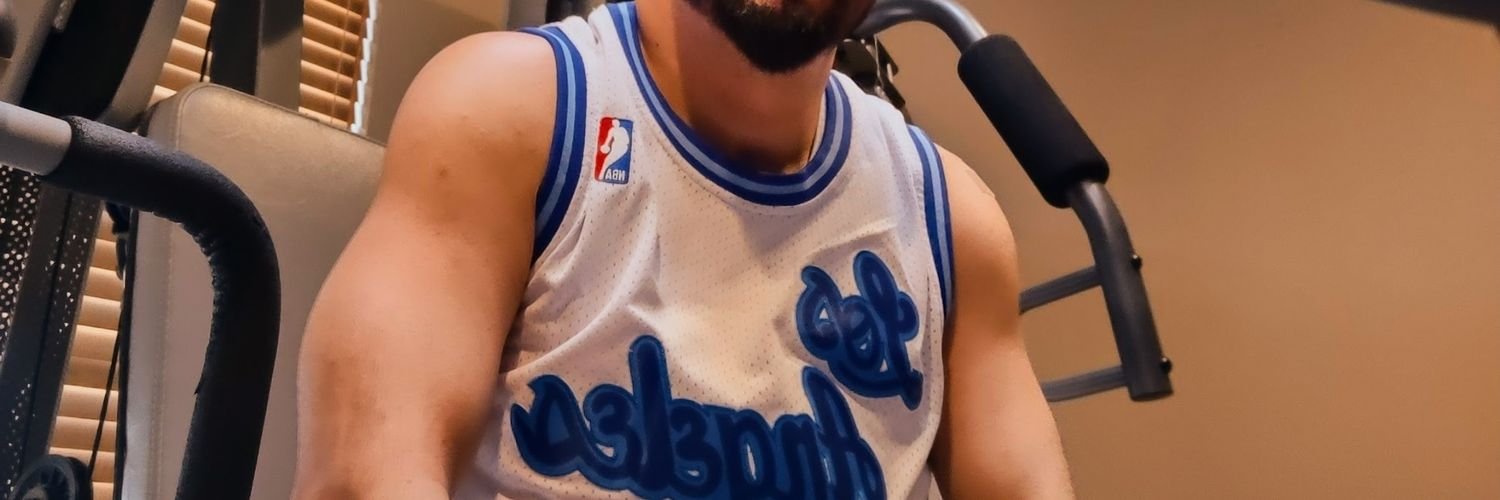 Str8UpL0VabLe's profile banner image