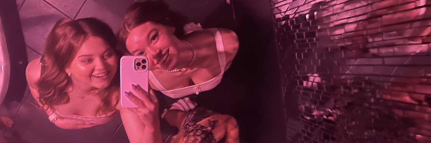 ella_holderness's profile banner image