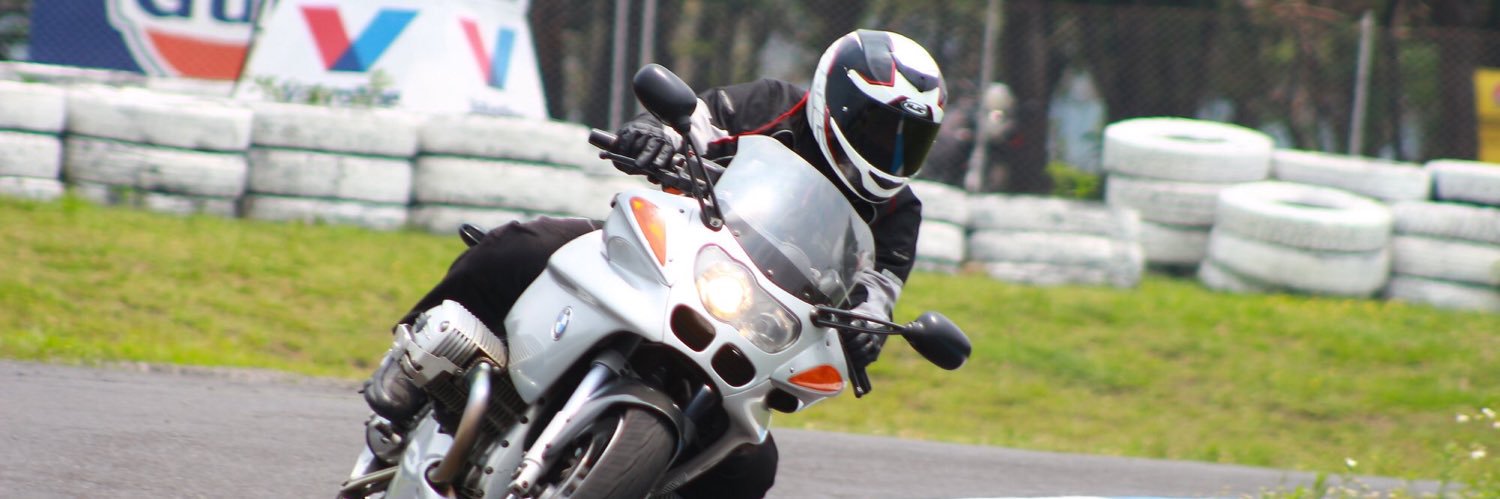 juliobaa's profile banner image