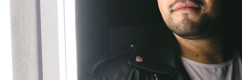 Gus Chávez banner