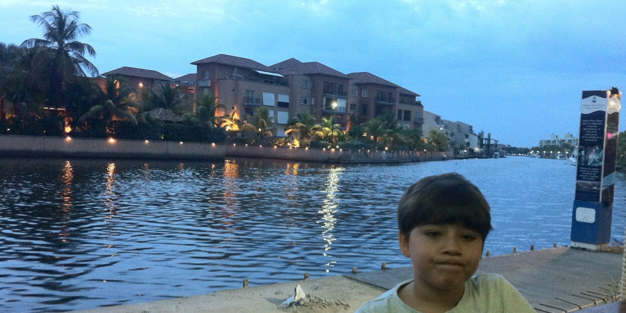 ramonbustillos's profile banner image