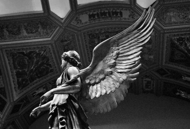 E banner
