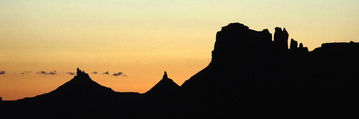 eemadeemad's profile banner image