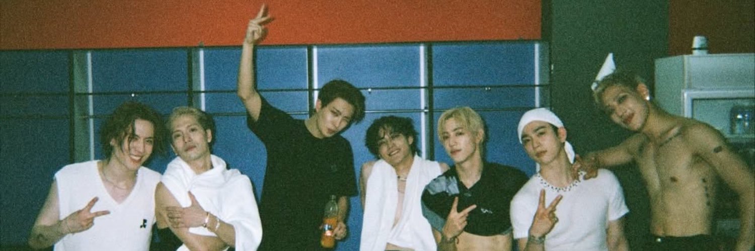 Ruenrudee 💚🇹🇭 banner