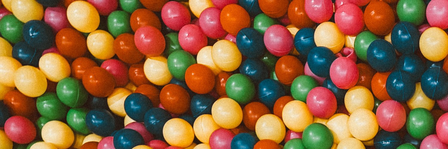 karinacmendes's profile banner image