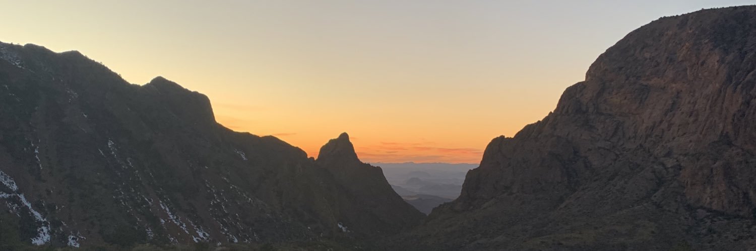 colocorrales's profile banner image