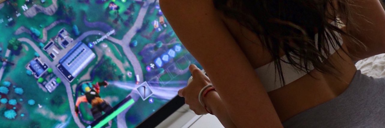 gominsupu's profile banner image