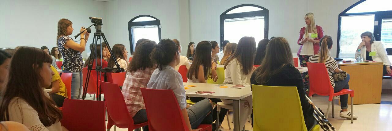 Gabriela Azar banner