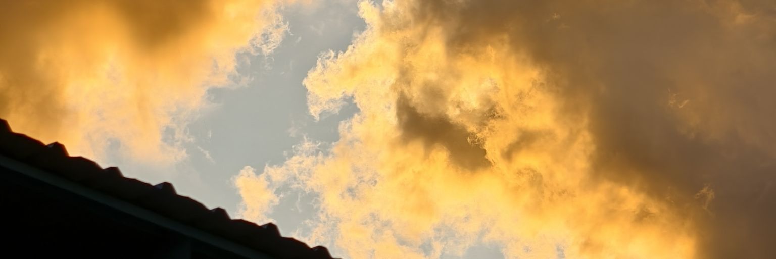 epiazizi's profile banner image