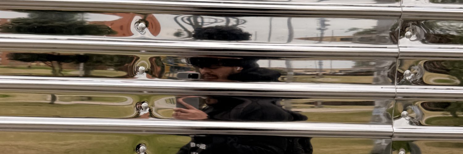 darrinchris's profile banner image