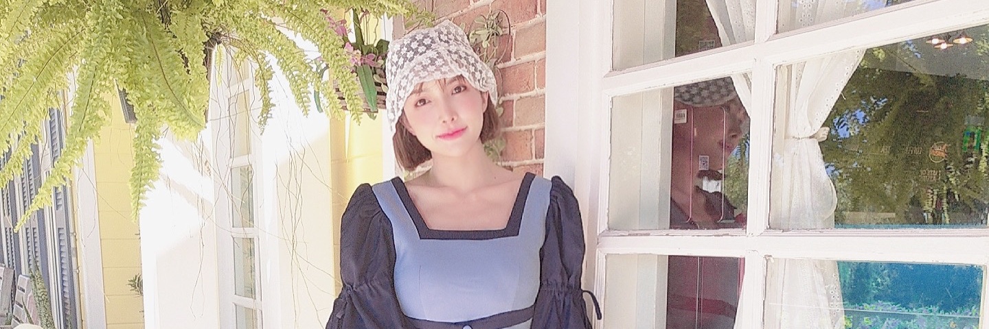 lynlleen's profile banner image