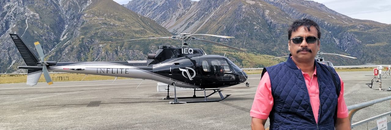 vivekdxb's profile banner image