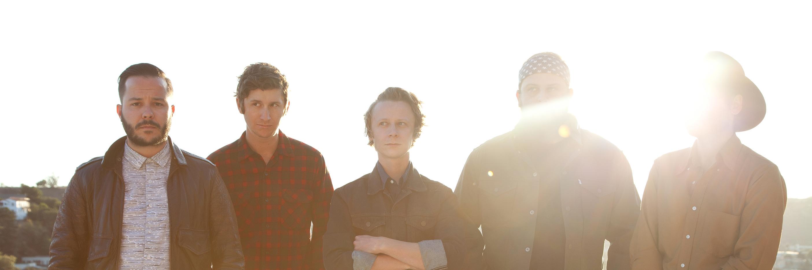 olinandthemoon's profile banner image