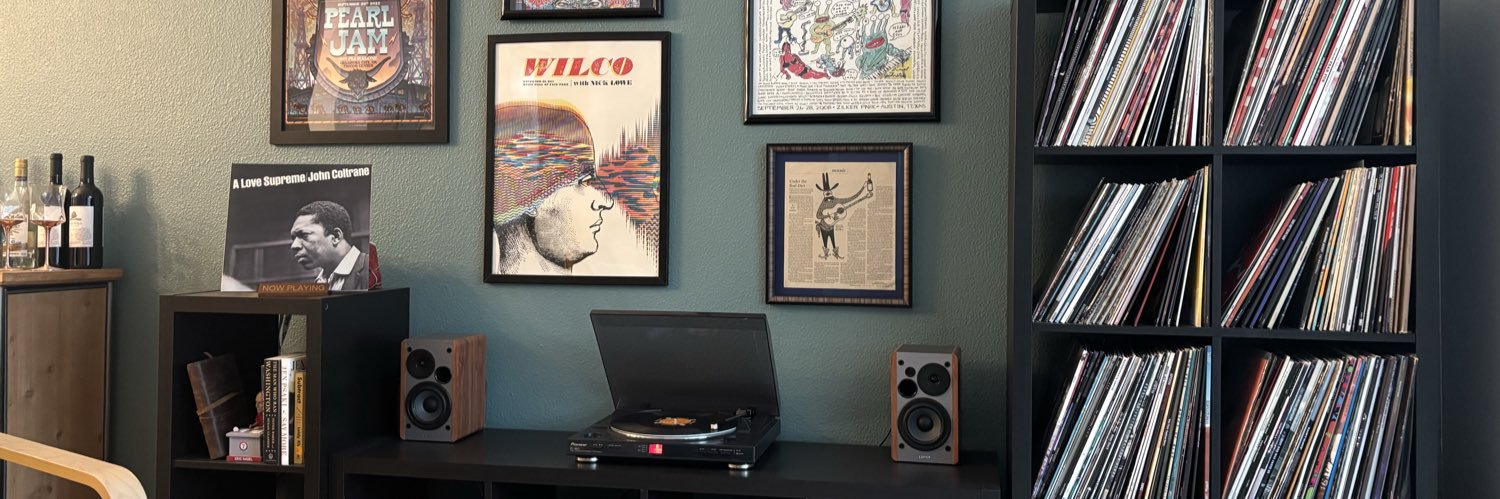 Kelly Dearmore banner