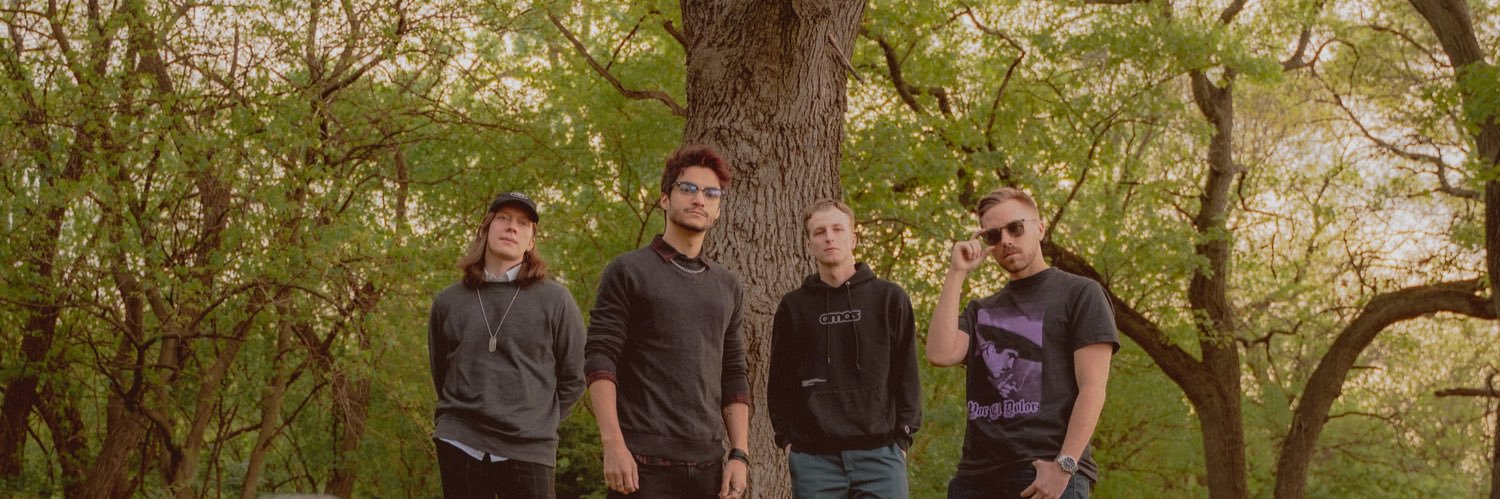 d e t o u r / n o r t h banner