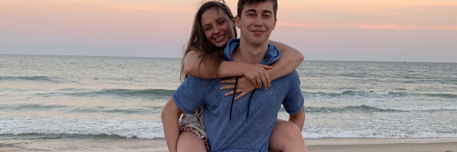 sarahsimsic's profile banner image