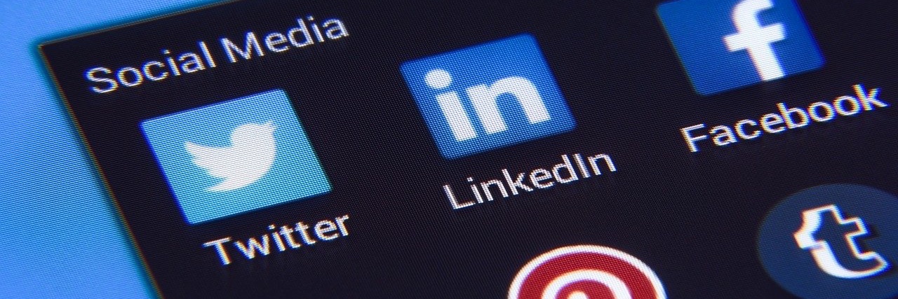 MOMENTUM Social banner