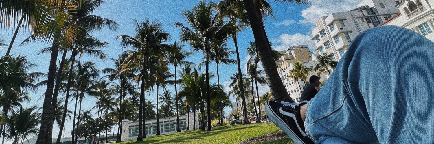 vibbueno's profile banner image