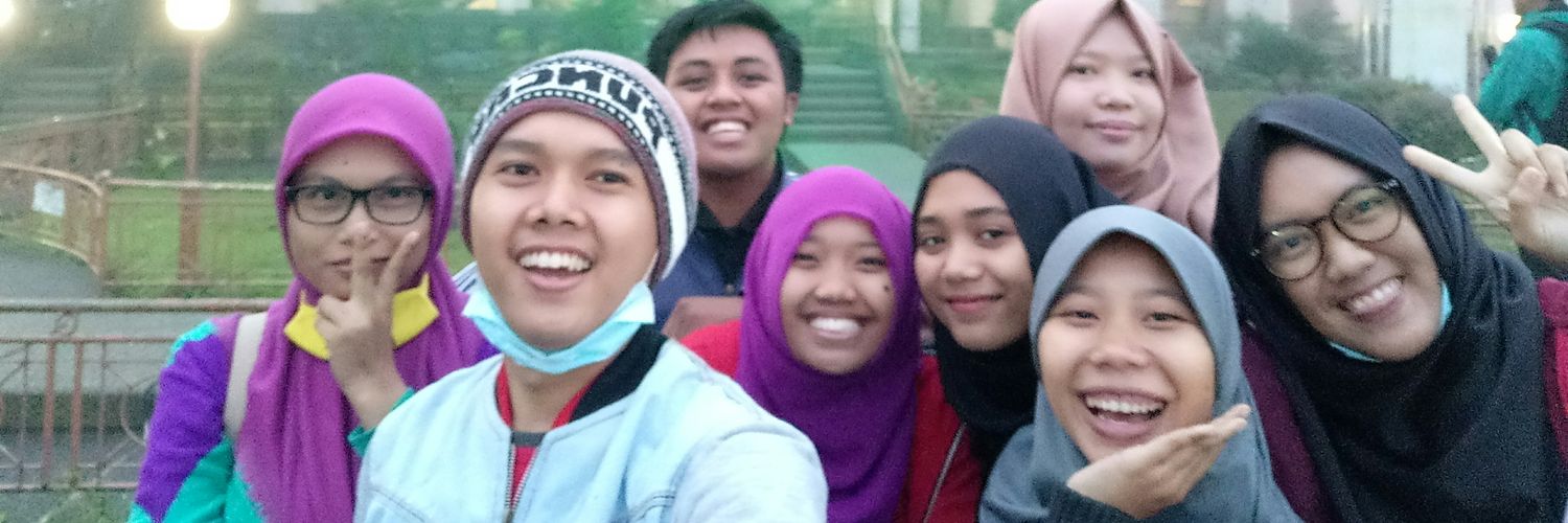 sr_dini's profile banner image