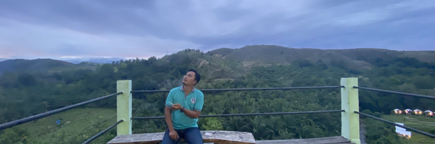 Rizalaroma's profile banner image