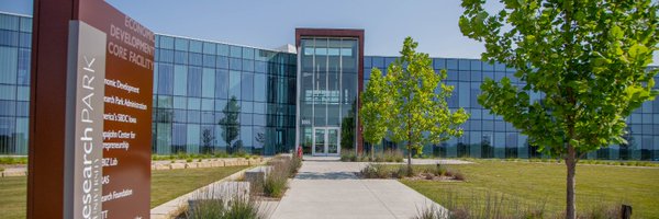 isustartup Profile Banner