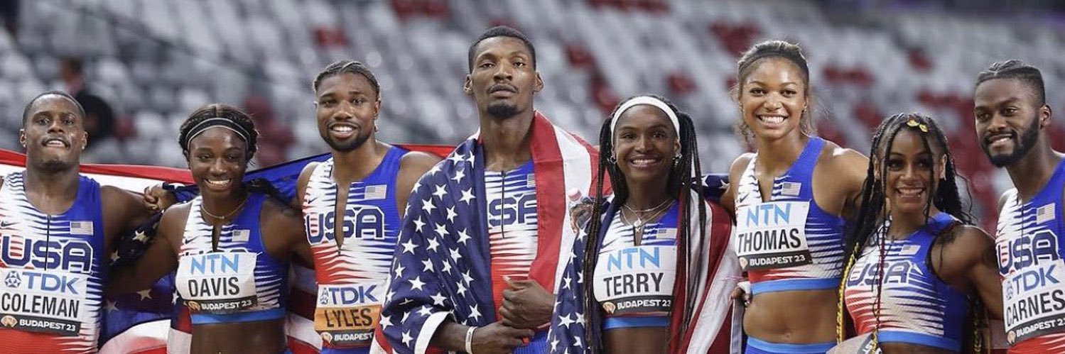 MISS MARCH🌼🐝 banner