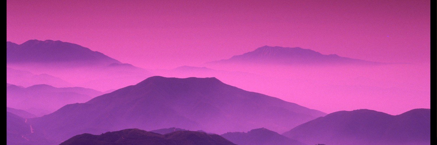 vadirom's profile banner image