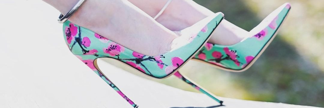 high heel banner