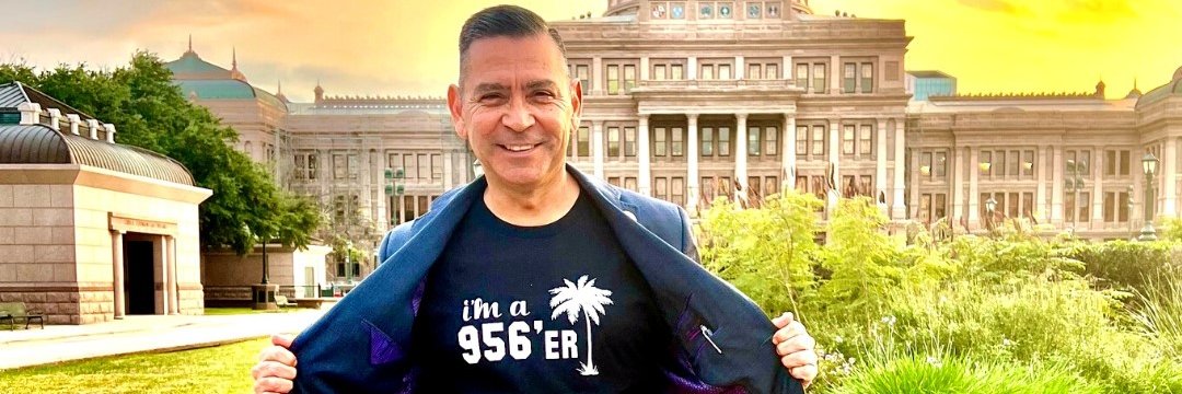 Julian Alvarez banner