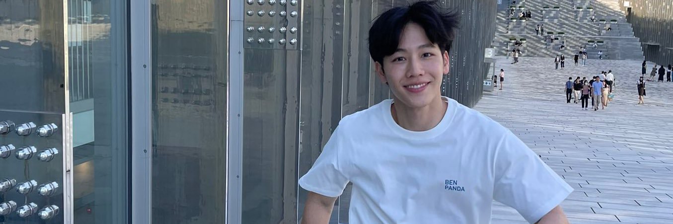 Dukkorange's profile banner image