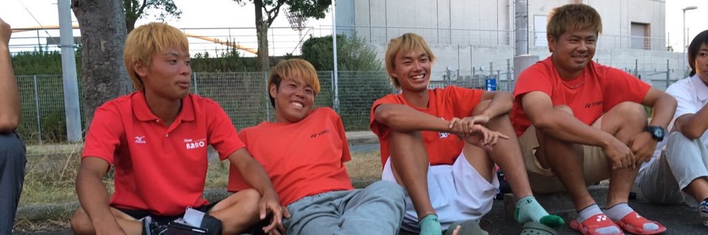 11Moment's profile banner image