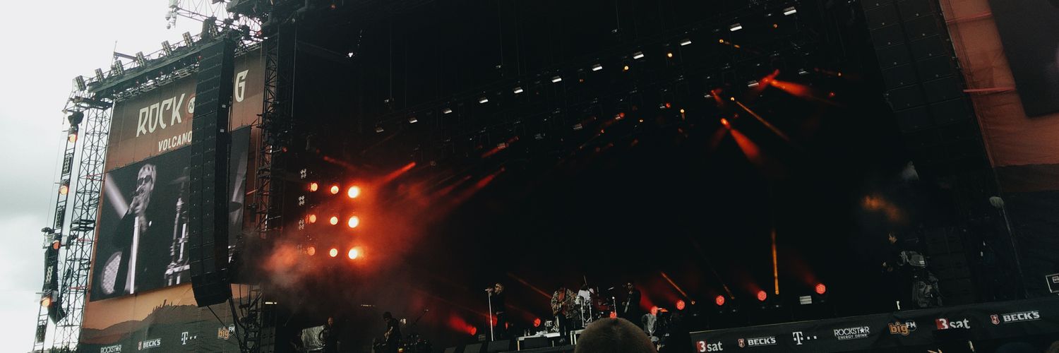 sadderdvze's profile banner image