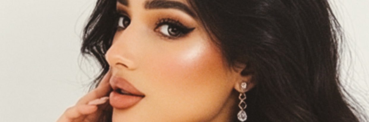 Sarah alenzi👸🏻🐺🖤 banner