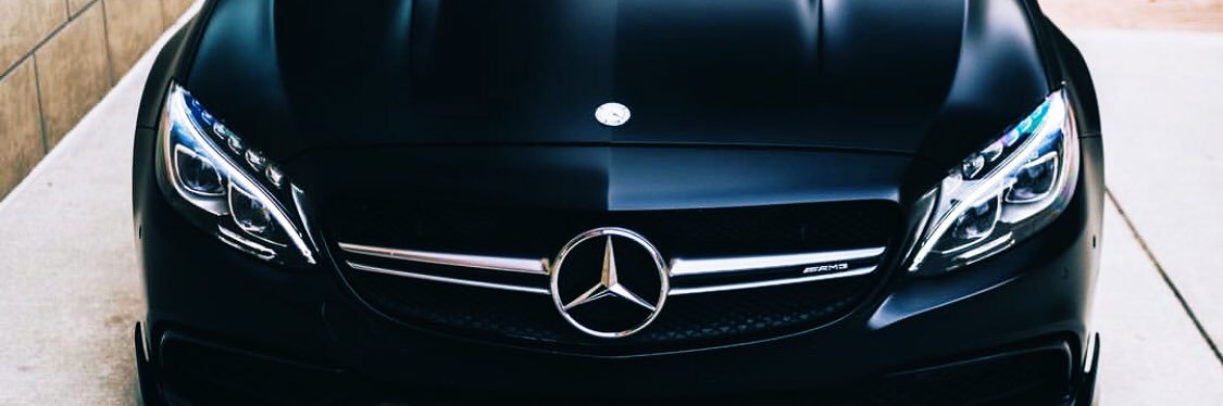 AlexissRobles's profile banner image